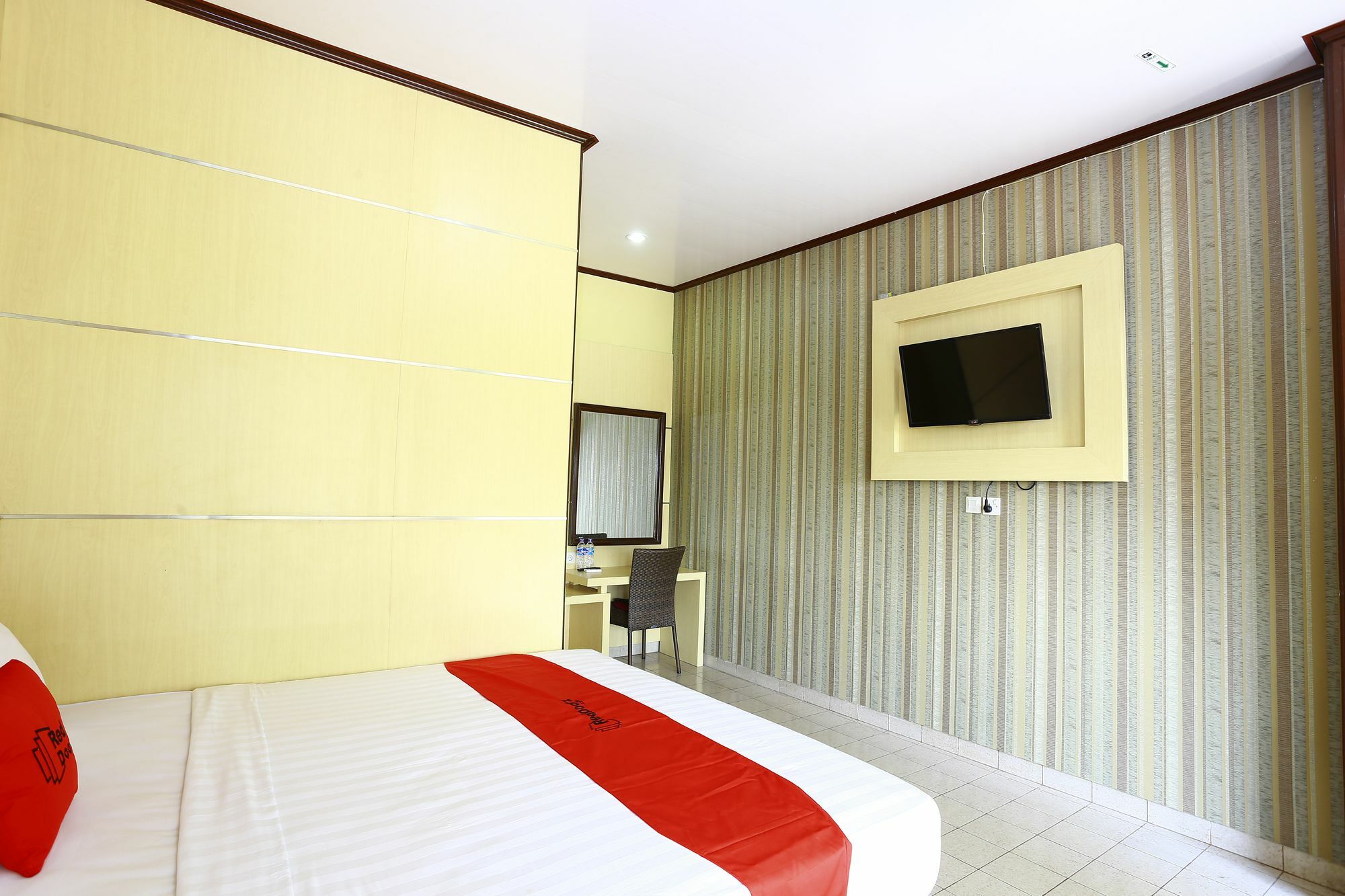 Reddoorz Near Prawirotaman 2 Hotel Yogyakarta Eksteriør billede